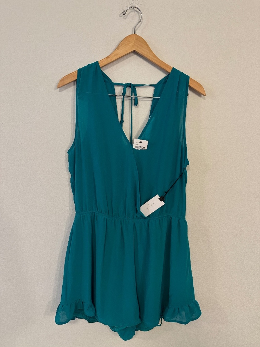 ASTR The Label AP5637 Teal Surplice Ruffle Hem Romper Women's L NWT